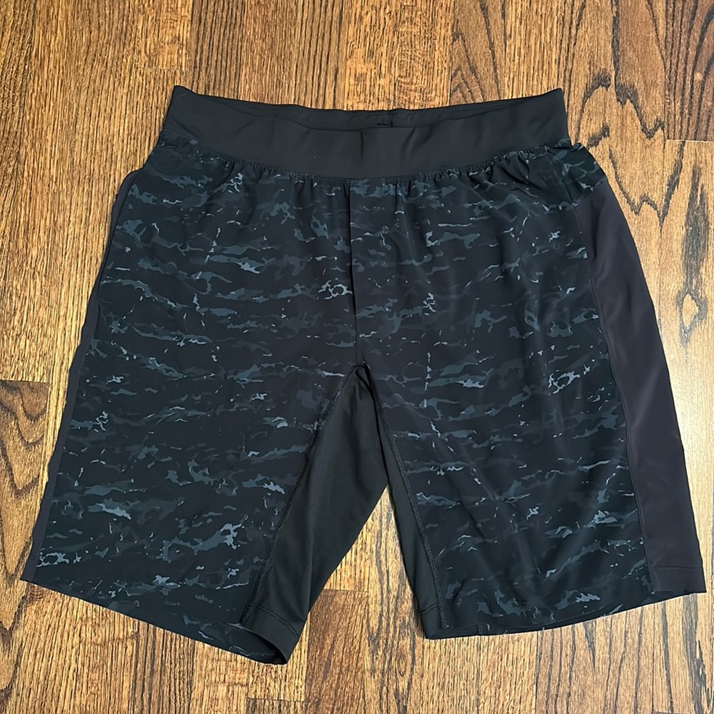 Lululemon T.H.E. Short Linerless 11" - Men’s short